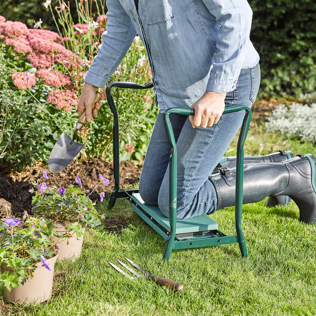 GardenEase™ | Padded Garden Kneeler & Seat with Support Handles