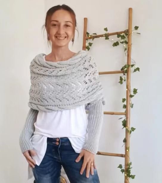 CozyDrape™ | Knitted Wrap Scarf with Sleeves