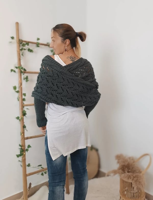CozyDrape™ | Knitted Wrap Scarf with Sleeves
