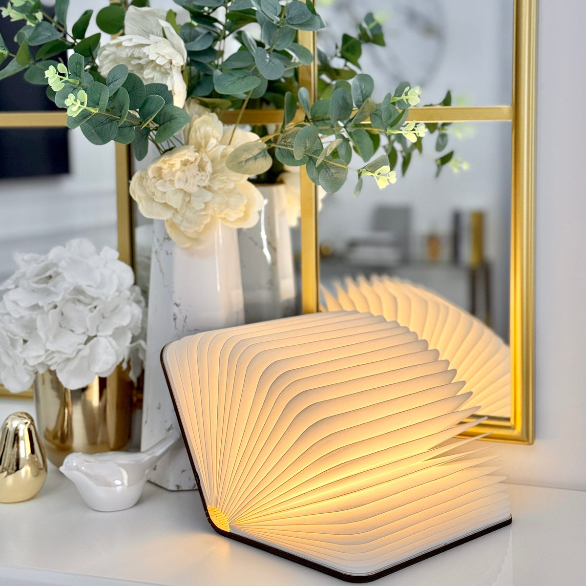 LumiFolio™ | Foldable LED Book-Shaped Table Lamp