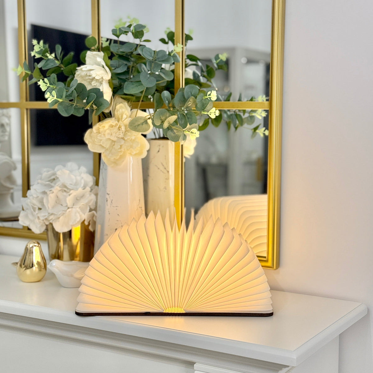 LumiFolio™ | Foldable LED Book-Shaped Table Lamp