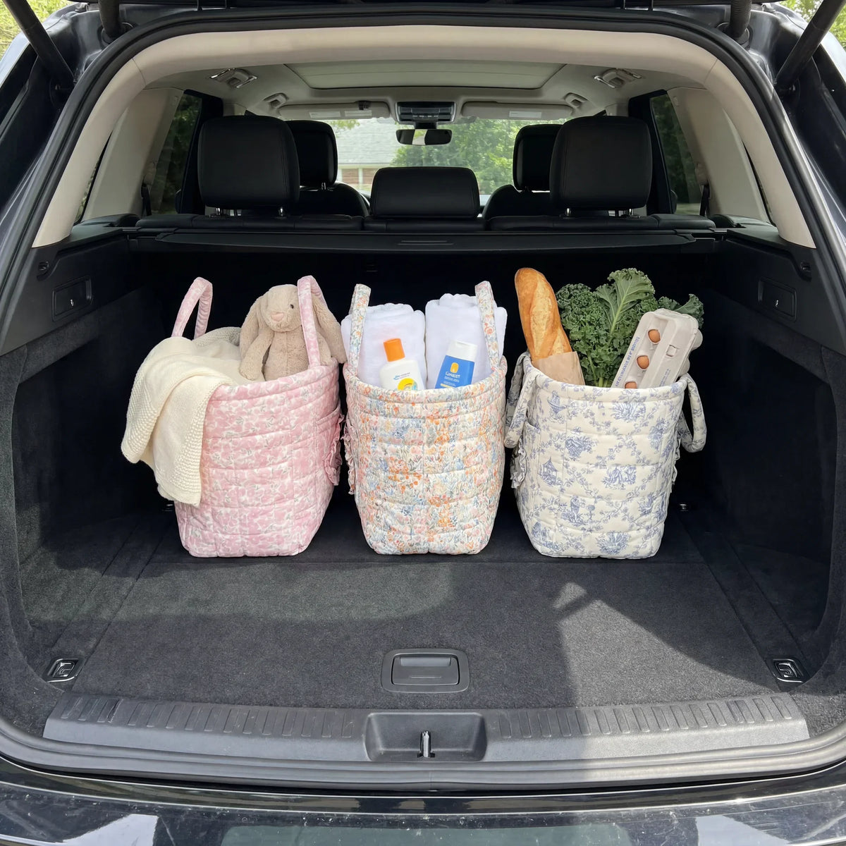 FloraCarry™ | Spacious Quilted Floral Storage Tote